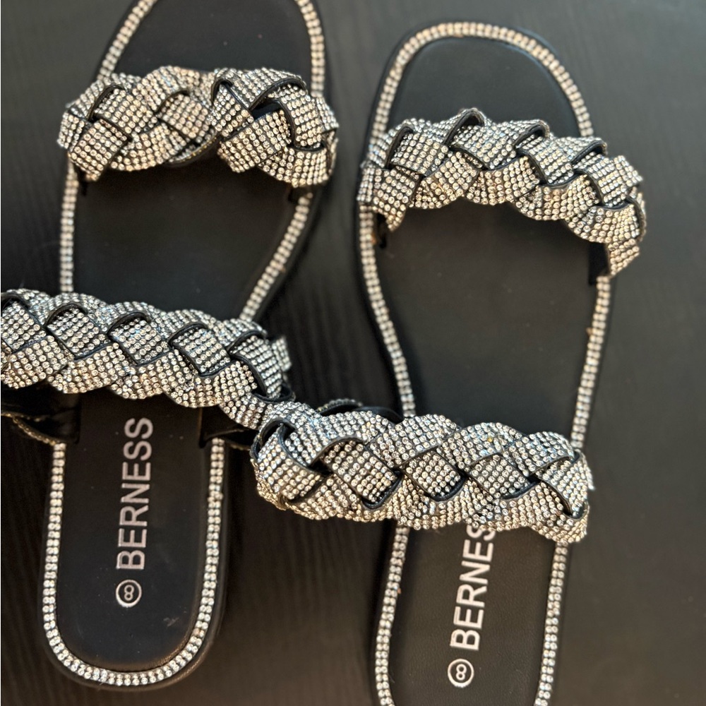 Berness Women's Black and Silver Braided Sandals